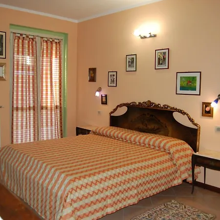 Il Pino Rosa Ferienhaus Verbania